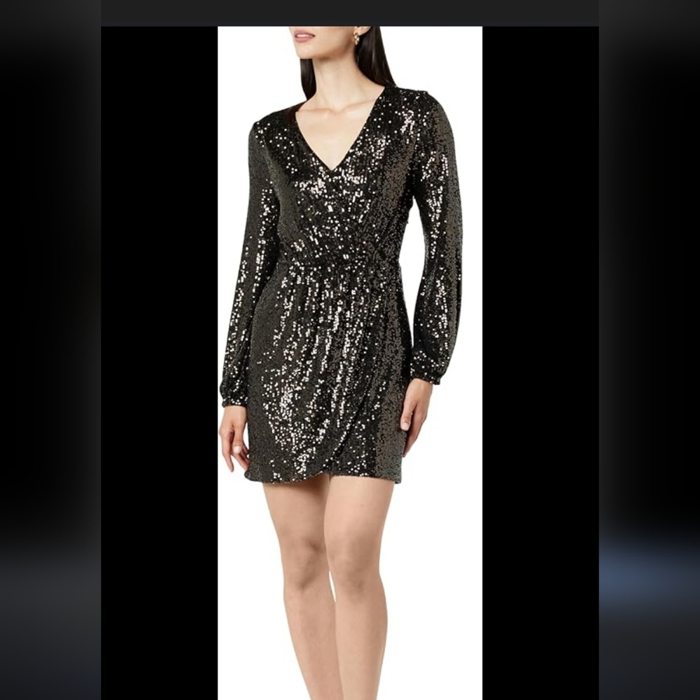 The Drop Women's Helena Sequin Wrap Dress Size Small. New